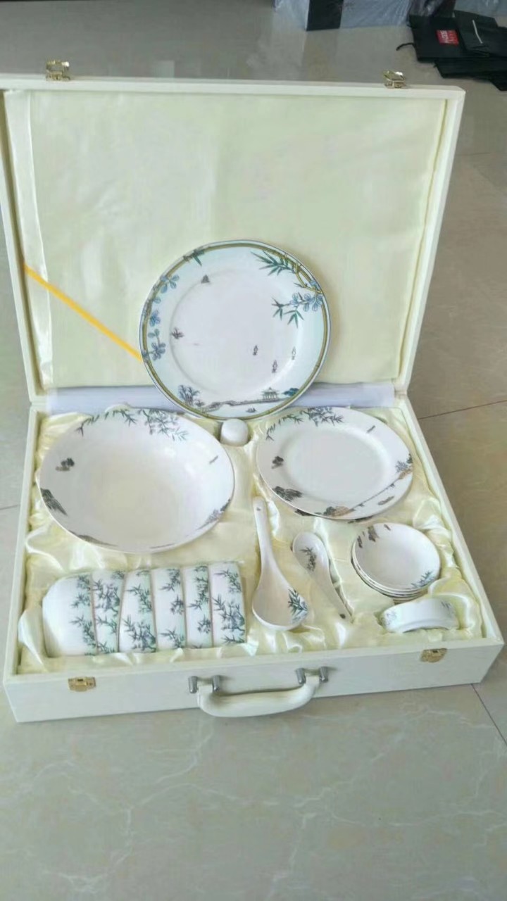 LA179可发样/29头皮盒西湖盛宴餐具 骨瓷餐具 会销礼品 厂家出货 可印logo