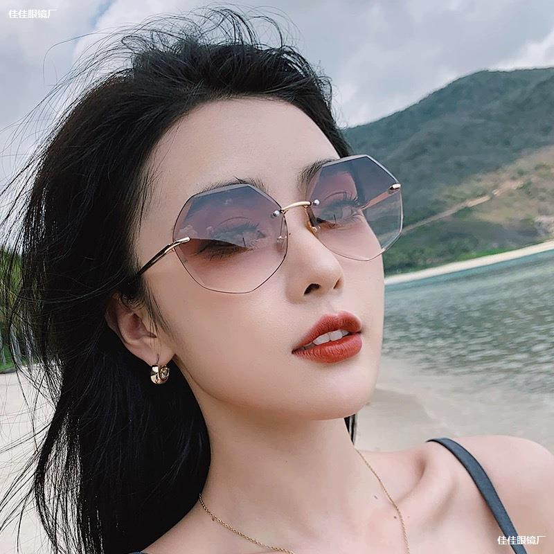 LA181可发样/太阳版古原墨镜框个性太阳镜无女复古切边潮流风韩圆脸潮多边宿新